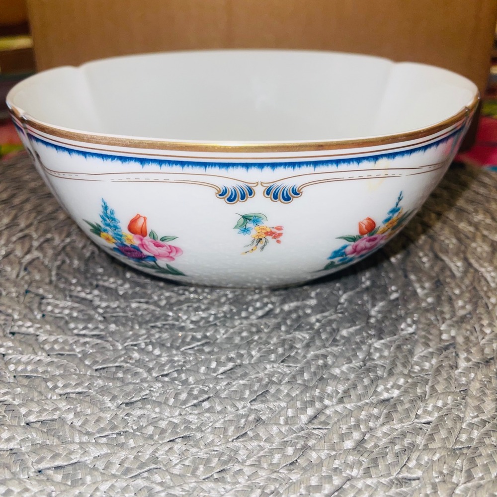 Lenox Abigail Adams Bowl Fine Porcelain Floral Scalloped Ivory Gold Trim